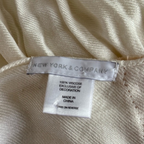 New York & Company White and Gold Sequin Scarf - Picture 2 of 7